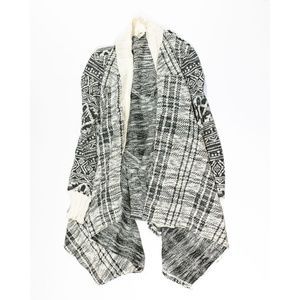 Tiny Mazarin Jacquard Knit Open Front Cardigan
